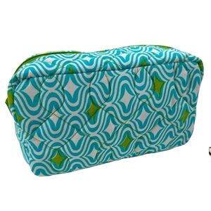 NWT Quilted Cosmetic Bag Buckhead Betties Curve Appeal Turquoise Green